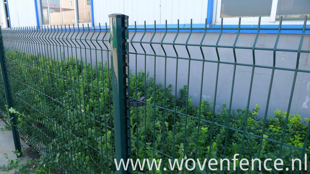 welded wire mesh fence with CM post